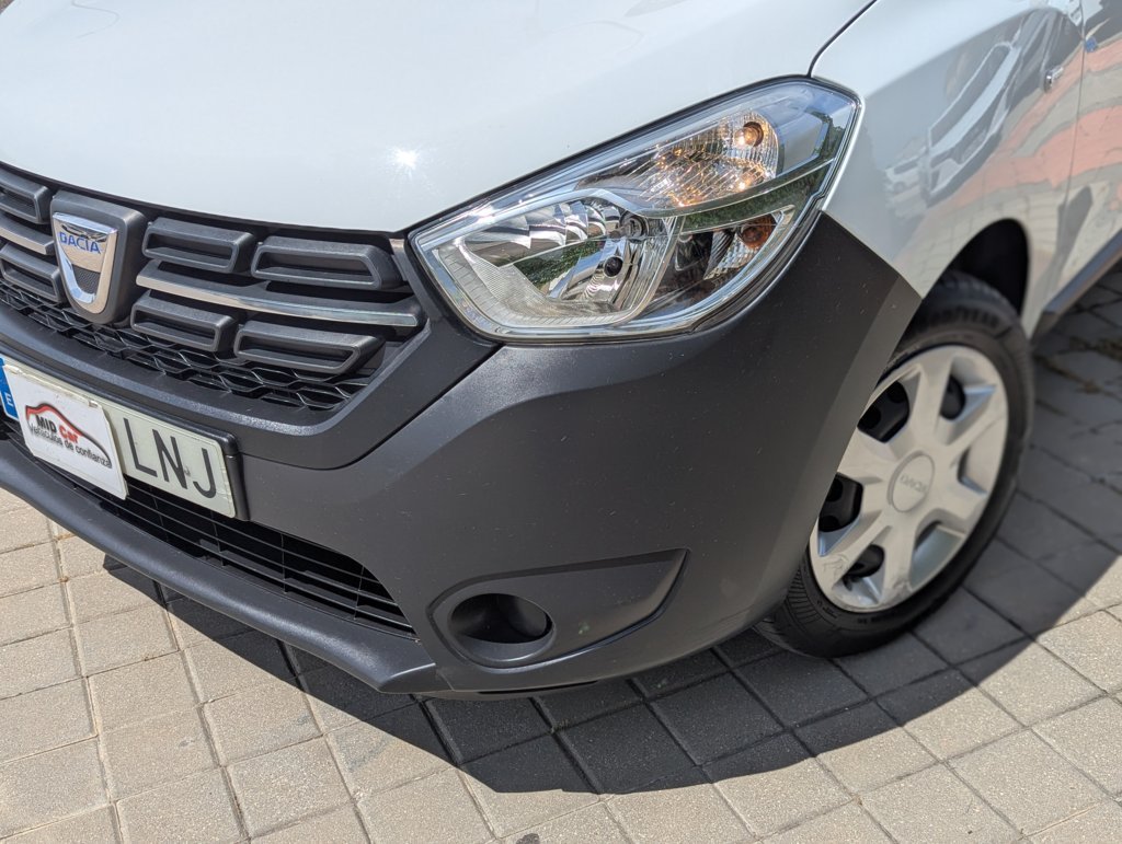 MIDCar coches ocasión Madrid Dacia Dokker Van Essential  Combi 5 Plazas, 1.6 110Cv  ECO-G N1, GLP  Híbrido
