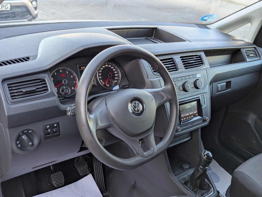 MIDCar coches ocasión Madrid Volkswagen Caddy Profesional 1.4 TGI, GNC  110Cv,  del 31/10/2017, Etiqueta medioambiental ECO