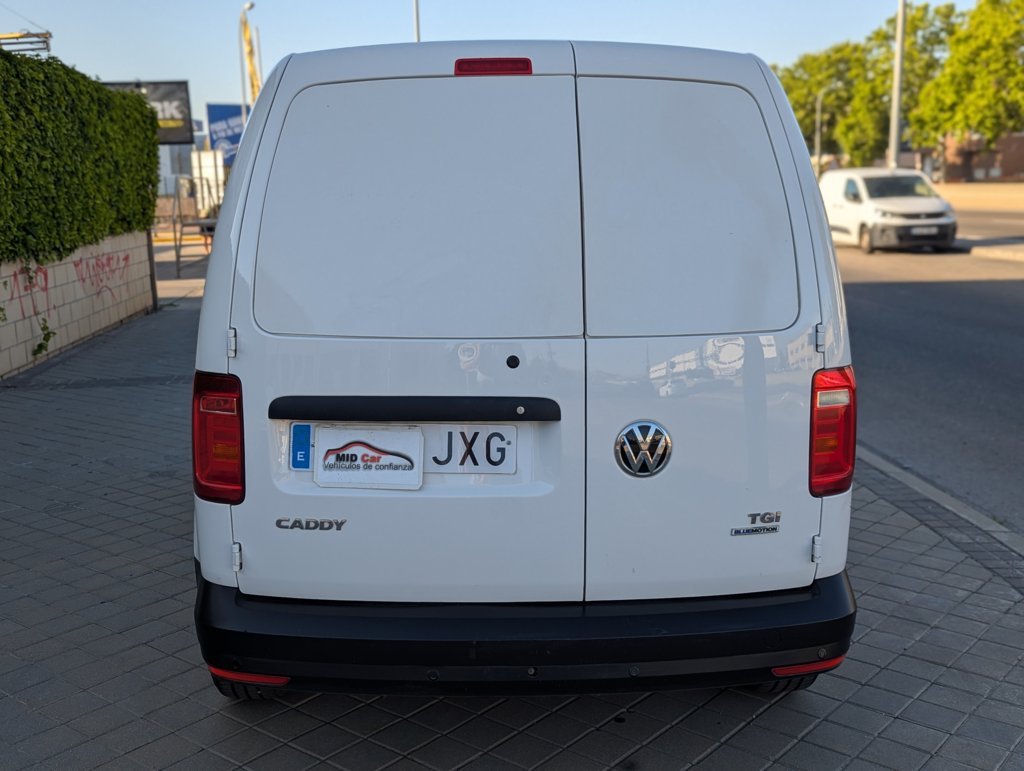MIDCar coches ocasión Madrid Volkswagen Caddy Profesional 1.4 TGI, GNC  110Cv,  del 31/10/2017, Etiqueta medioambiental ECO