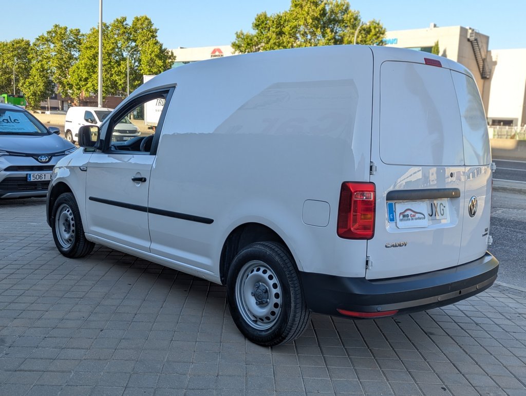 MIDCar coches ocasión Madrid Volkswagen Caddy Profesional 1.4 TGI, GNC  110Cv,  del 31/10/2017, Etiqueta medioambiental ECO