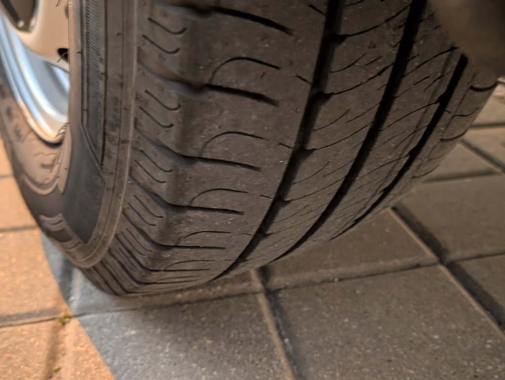 MIDCar coches ocasión Madrid Ford Transit Custom Combi 2.0 TDCI  6 Plazas Trend Etiqueta C Con IVA y Garantía