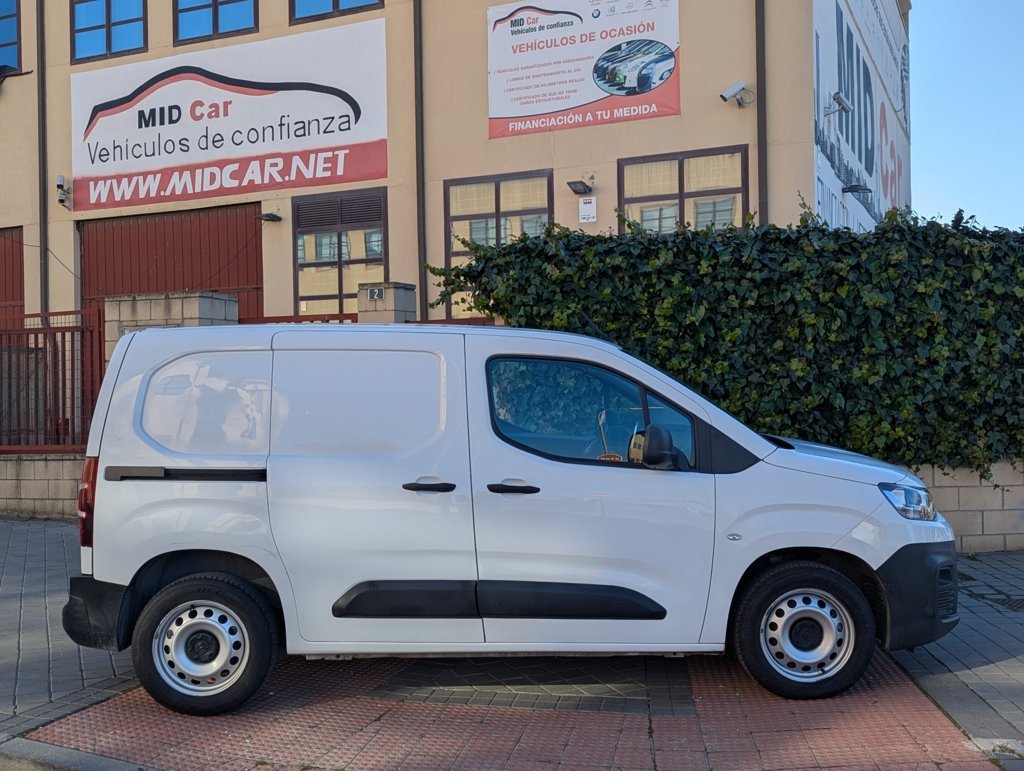 MIDCar coches ocasión Madrid Citroen Berlingo 1.5BlueHdi 100Cv Premium 3 Plazas Doble puerta Nacional IVA y Garantía Inc