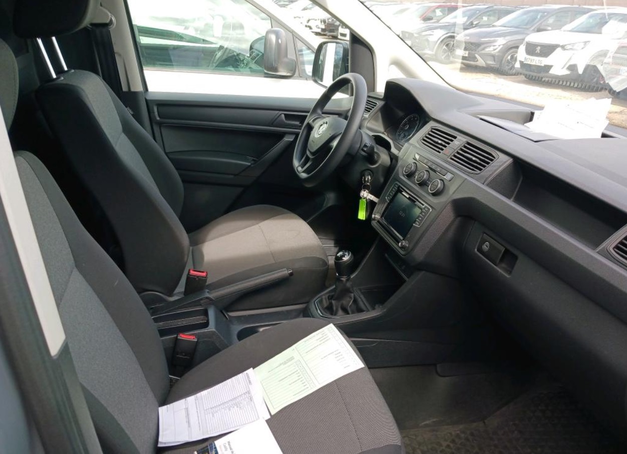 MIDCar coches ocasión Madrid Volkswagen Caddy Maxi Furgón 1.4 TGI Etiqueta ECO Profesional  81kW BM 110Cv  IVA y garantía Incl