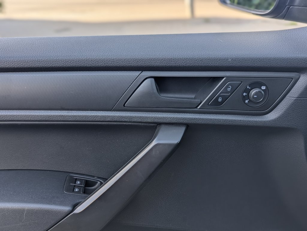 MIDCar coches ocasión Madrid Volkswagen Caddy Maxi Furgón 1.4 TGI Etiqueta ECO Profesional 81kW BM 110Cv IVA y garantía Incl