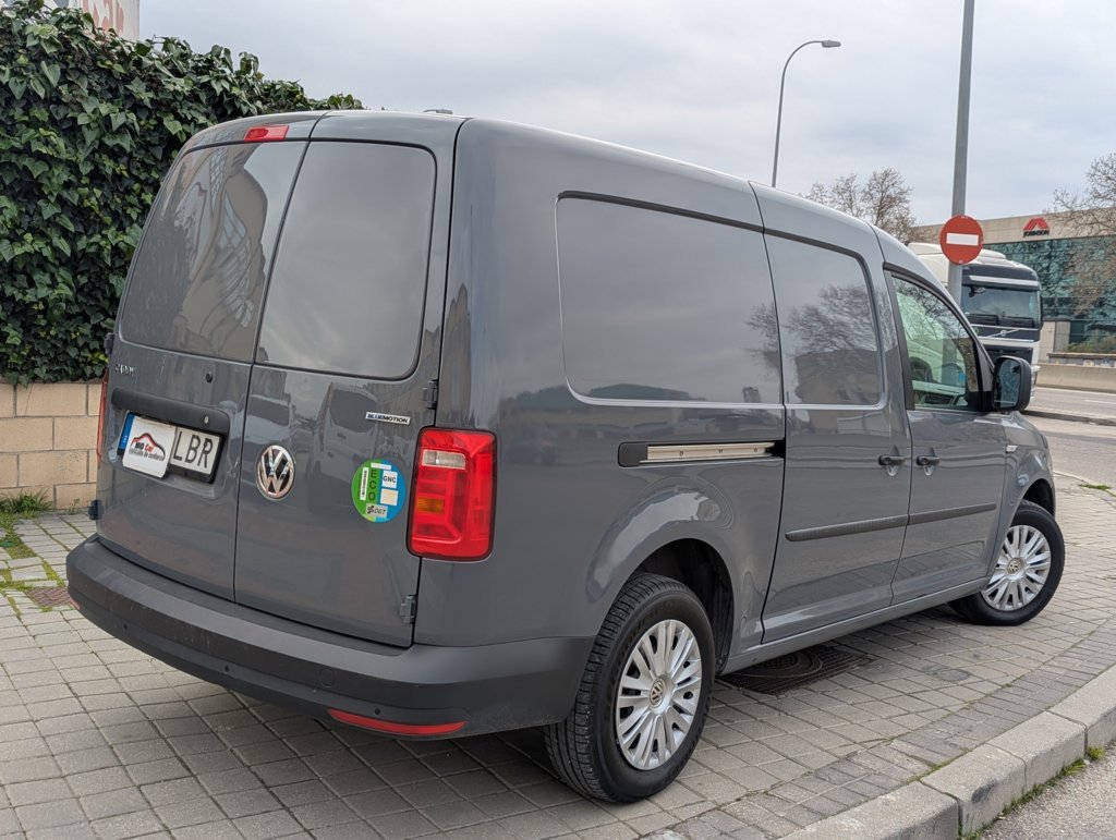 MIDCar coches ocasión Madrid Volkswagen Caddy Maxi Furgón 1.4 TGI Etiqueta ECO Profesional  81kW BM 110Cv  IVA y garantía Incl