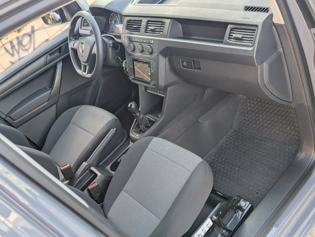 MIDCar coches ocasión Madrid Volkswagen Caddy Maxi Furgón 1.4 TGI Etiqueta ECO Profesional 81kW BM 110Cv IVA y garantía Incl