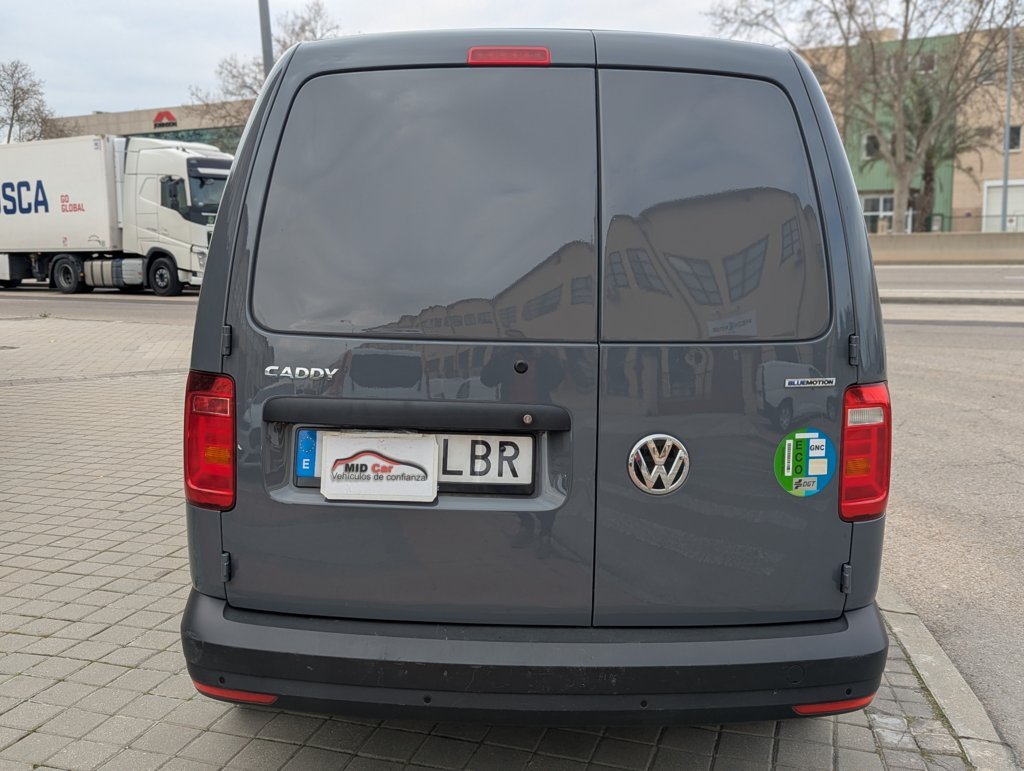 MIDCar coches ocasión Madrid Volkswagen Caddy Maxi Furgón 1.4 TGI Etiqueta ECO Profesional  81kW BM 110Cv  IVA y garantía Incl
