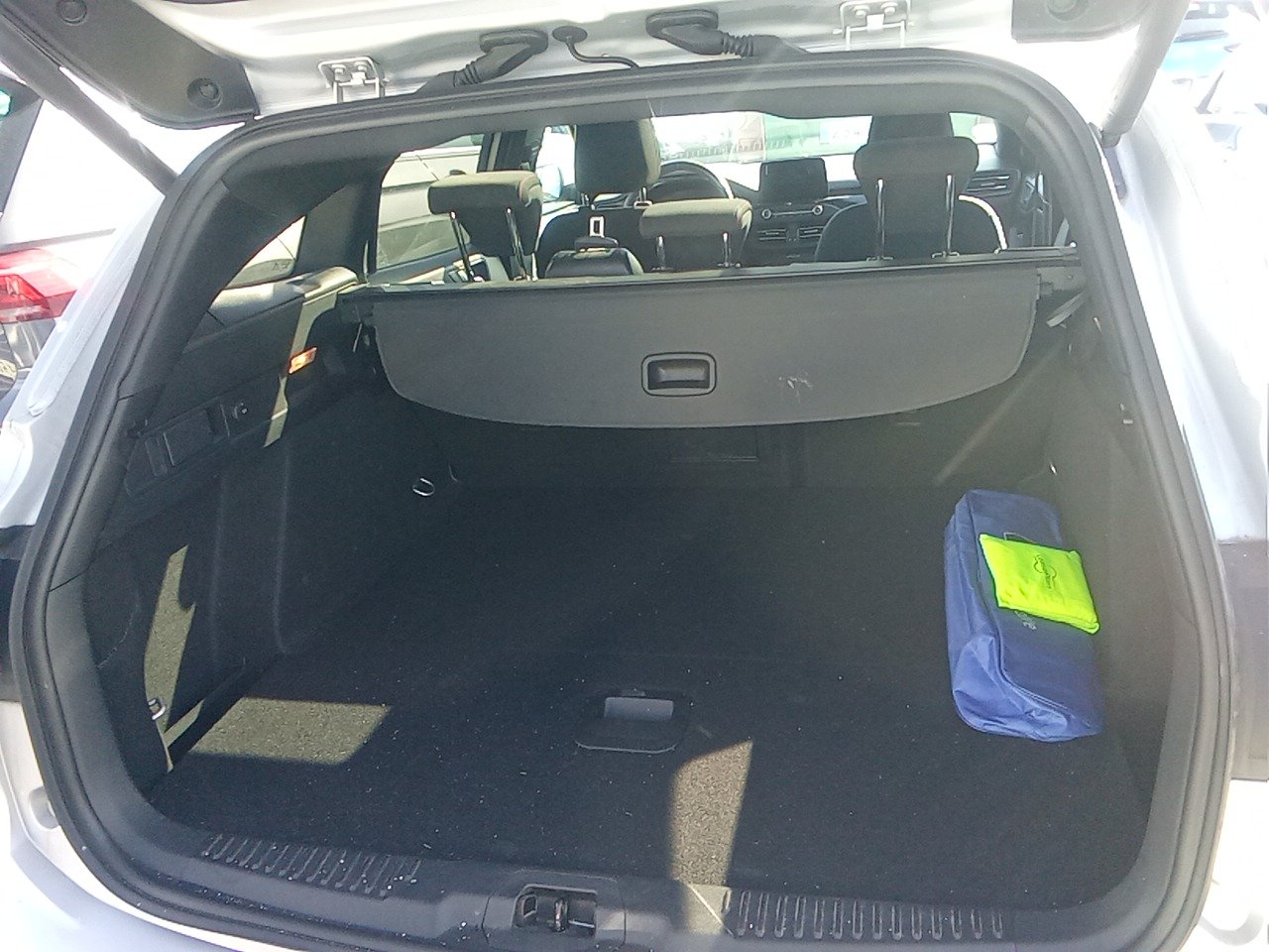 MIDCar coches ocasión Madrid Ford Focus ST-Line X Automatico SB 1.5EcoBlue 120Cv Nacional IVA y Garantía Inc