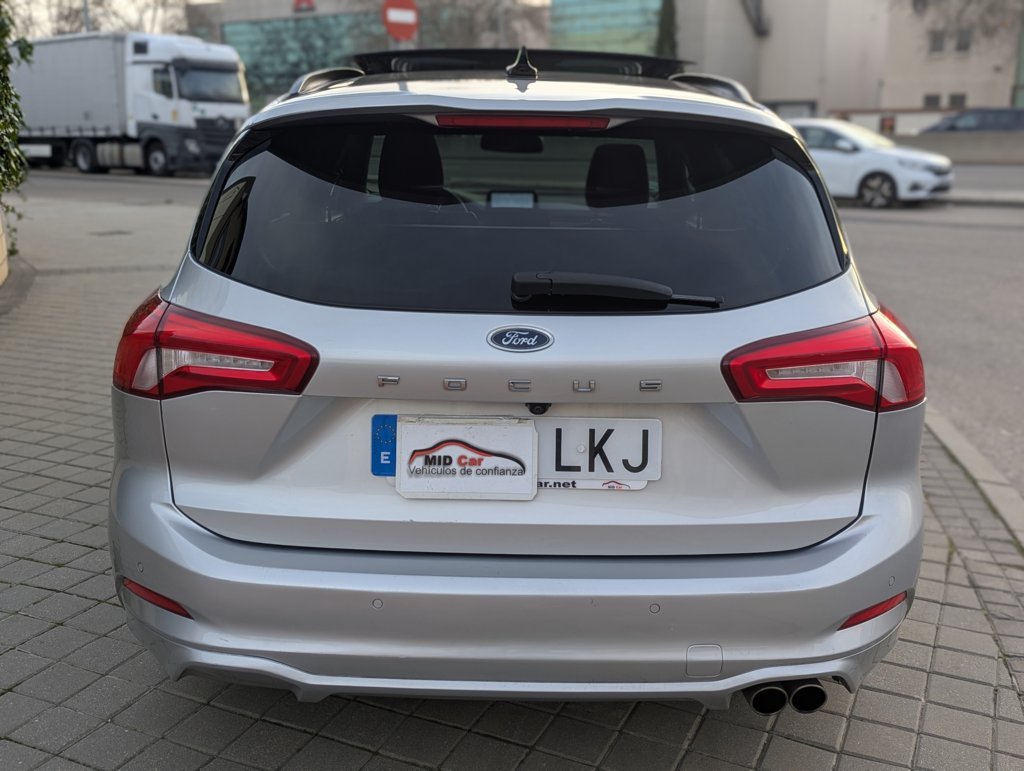 MIDCar coches ocasión Madrid Ford Focus ST-Line X Automatico SB 1.5EcoBlue 120Cv Nacional IVA y Garantía Inc