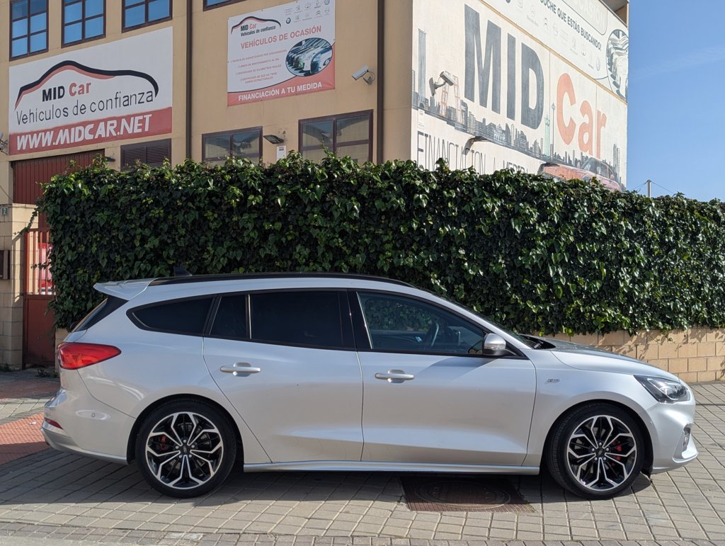 MIDCar coches ocasión Madrid Ford Focus ST-Line X Automatico SB 1.5EcoBlue 120Cv Nacional IVA y Garantía Inc