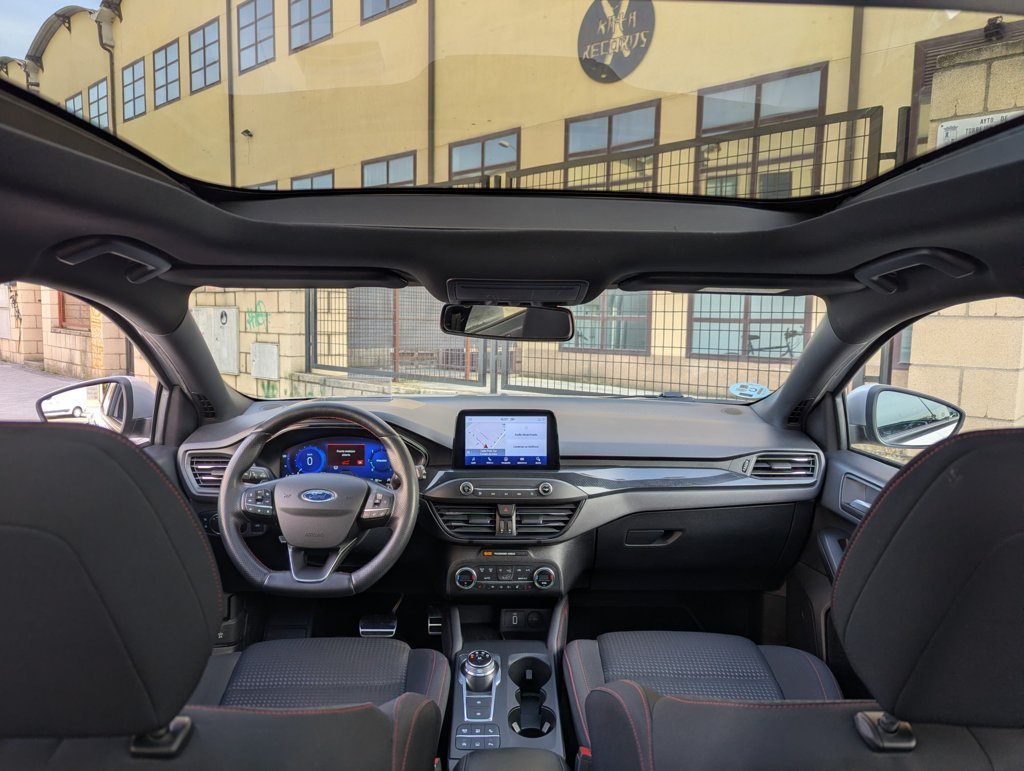 MIDCar coches ocasión Madrid Ford Focus ST-Line X Automatico SB 1.5EcoBlue 120Cv Nacional IVA y Garantía Inc