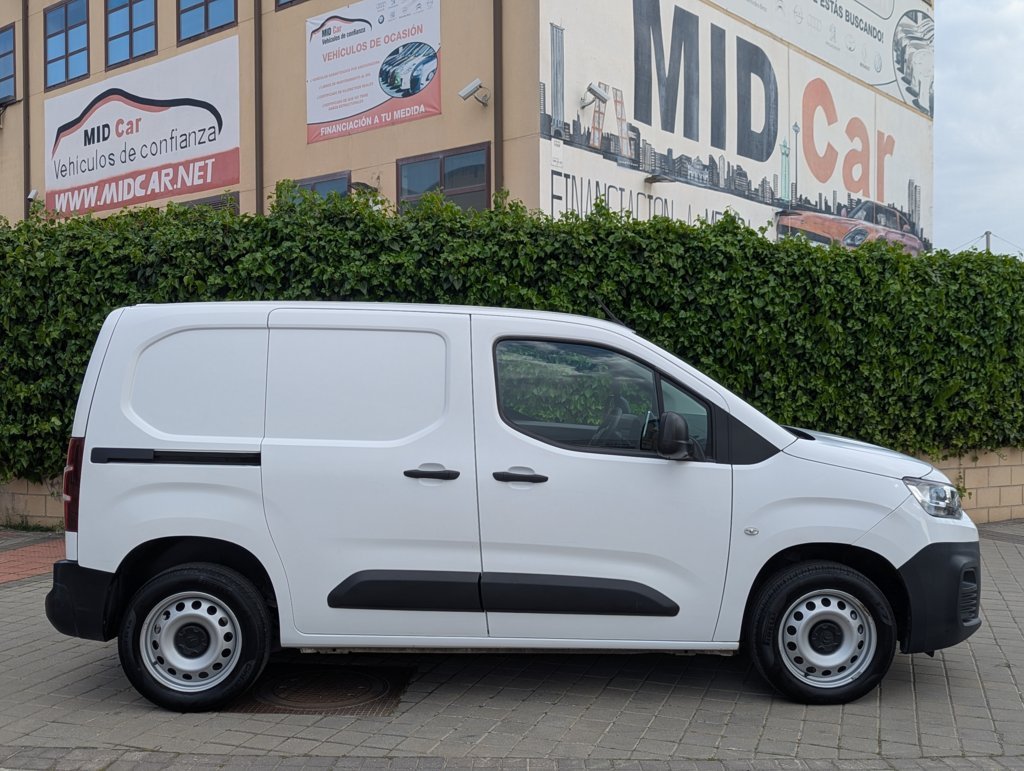 MIDCar coches ocasión Madrid Citroen Berlingo Premium Club 1.5BlueHdi 100Cv 3 Plazas IVA y Garantía Incl Nacional