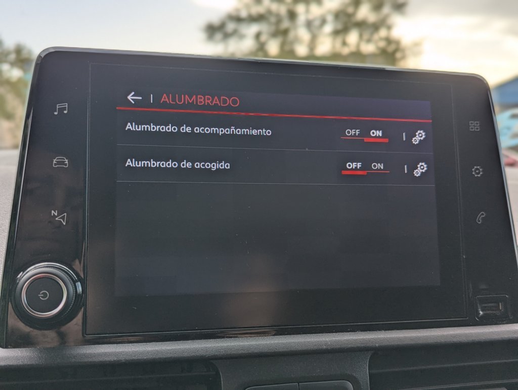 MIDCar coches ocasión Madrid Citroen Berlingo Premium Club 1.5BlueHdi 100Cv 3 Plazas IVA y Garantía Incl Nacional