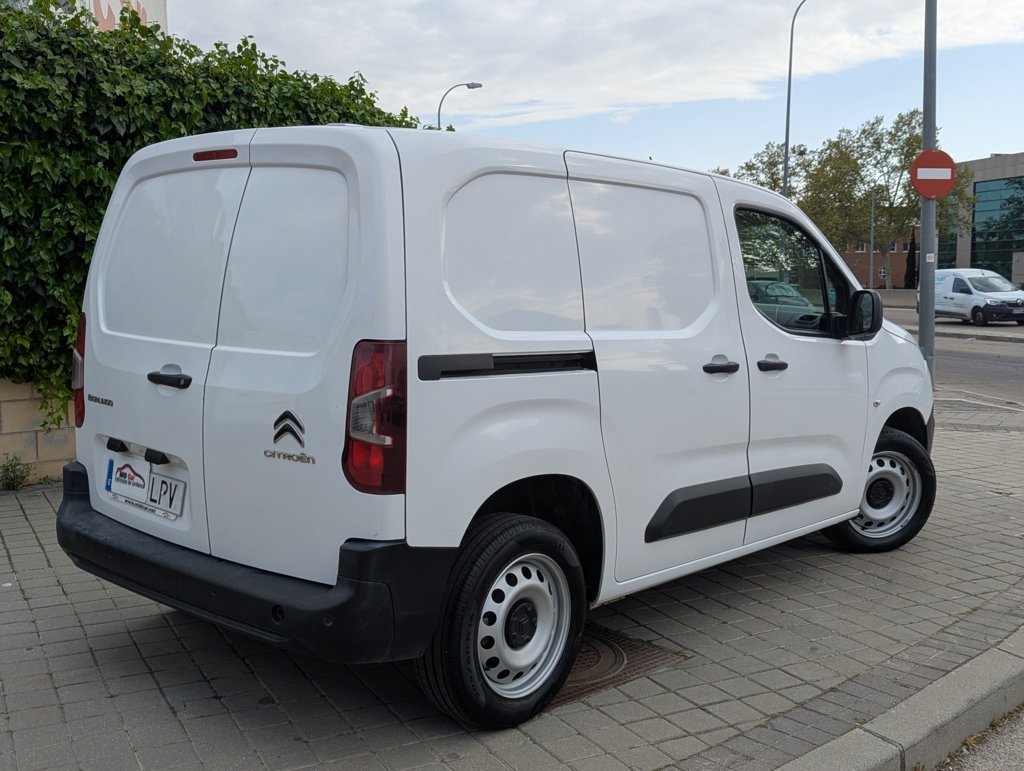 MIDCar coches ocasión Madrid Citroen Berlingo Premium Club 1.5BlueHdi 100Cv 3 Plazas IVA y Garantía Incl Nacional