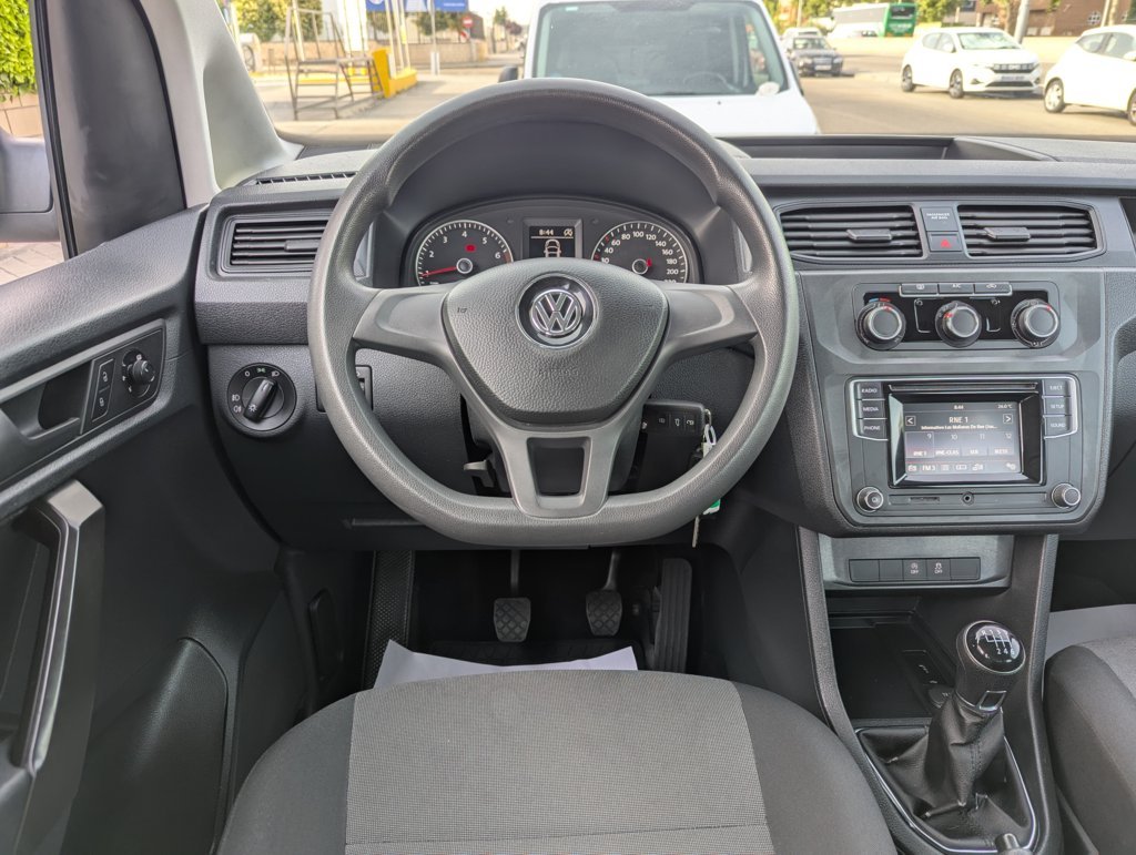 MIDCar coches ocasión Madrid Volkswagen Caddy Profesional Kombi 1.4 TGI/ GNC  BM 4 Puertas 110Cv Etiqueta ECO