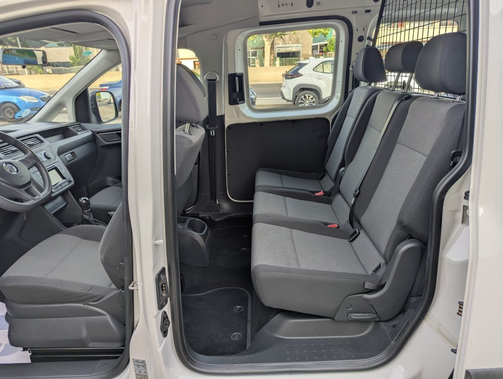 MIDCar coches ocasión Madrid Volkswagen Caddy Profesional Kombi 1.4 TGI/ GNC  BM 4 Puertas 110Cv Etiqueta ECO