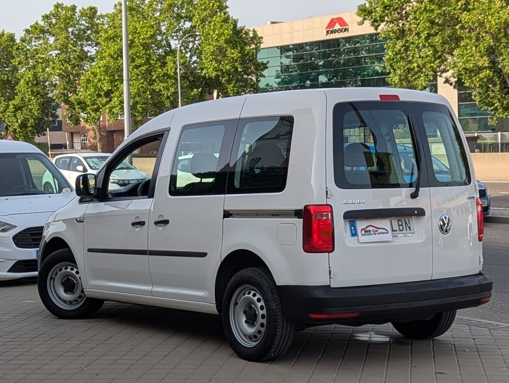 MIDCar coches ocasión Madrid Volkswagen Caddy Profesional Kombi 1.4 TGI/ GNC  BM 4 Puertas 110Cv Etiqueta ECO
