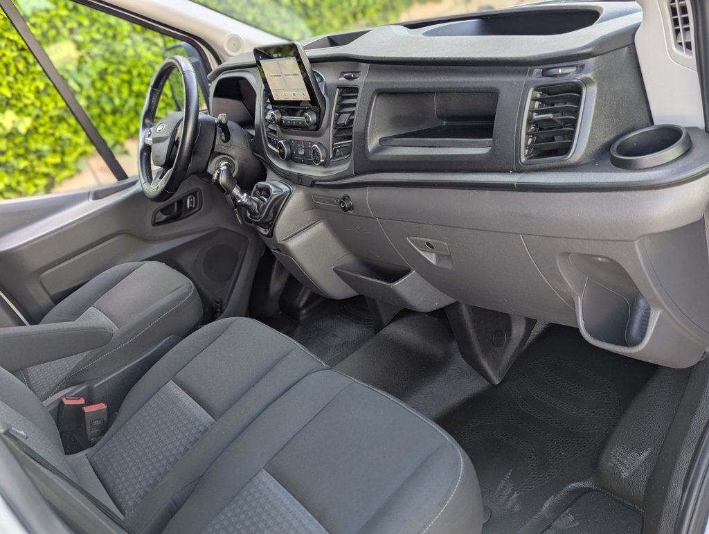 MIDCar coches ocasión Madrid Ford Transit 2.0Tdci L2H2 Van Trend FWD MHEV furgón Delantera, 130Cv,  6 Velocidades, Etiqueta medioambiental ECO
