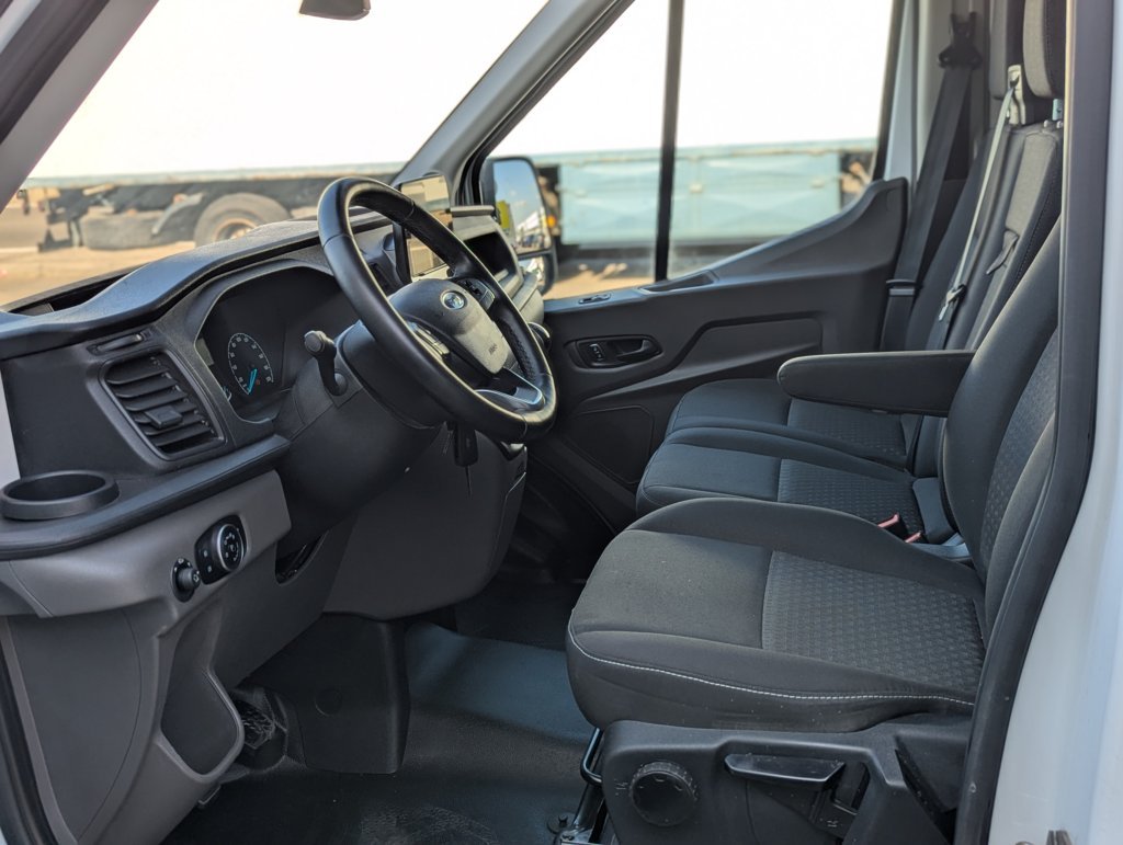 MIDCar coches ocasión Madrid Ford Transit 2.0Tdci L2H2 Van Trend FWD MHEV furgón Delantera, 130Cv,  6 Velocidades, Etiqueta medioambiental ECO