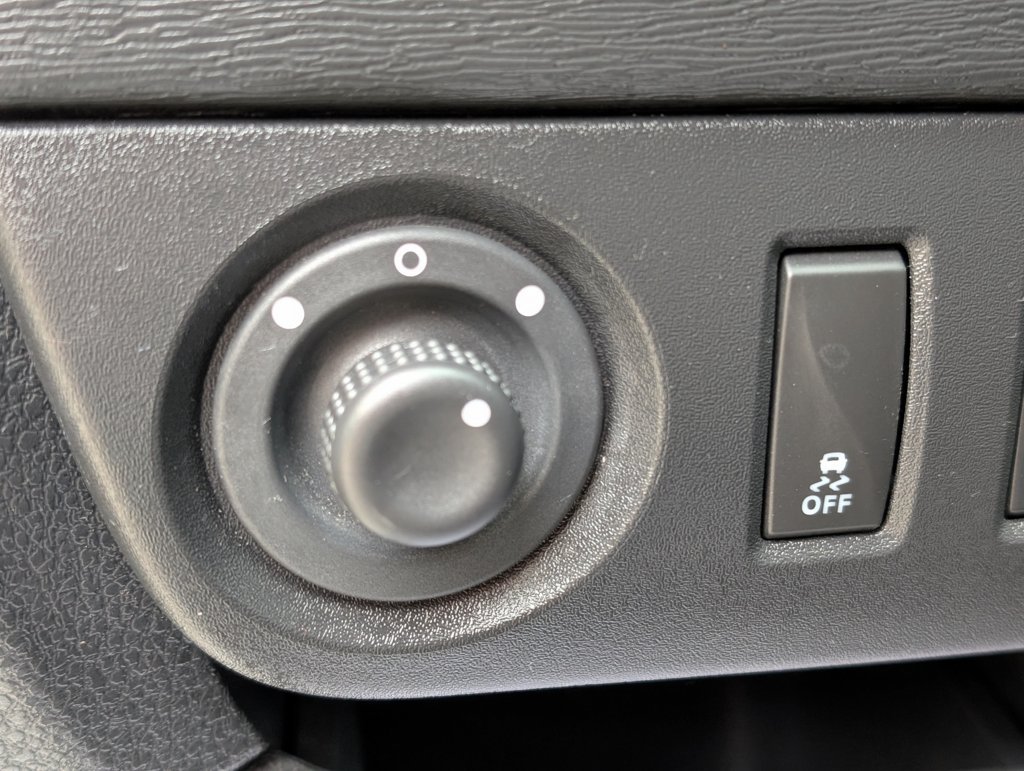 MIDCar coches ocasión Madrid Dacia Dokker Van Essential 1.6 110Cv GLP Híbrido Etiqueta Medioambiental ECO Nacional IVA y Garantía Incl