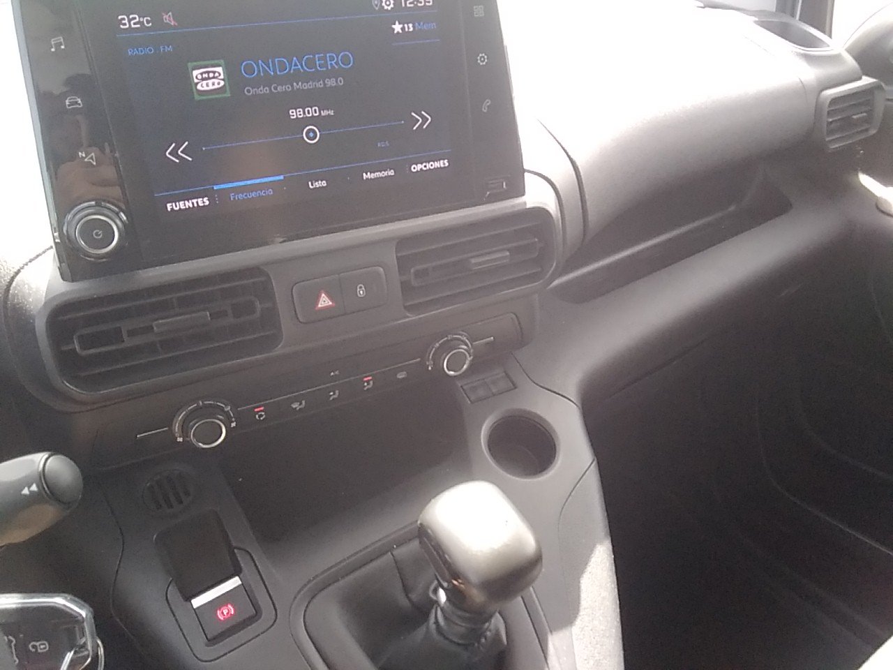 MIDCar coches ocasión Madrid Peugeot Partner Premium 1.5 BlueHDi 100Cv IVA y garantía Inc Etiqueta C Nacional Historial mantenimiento