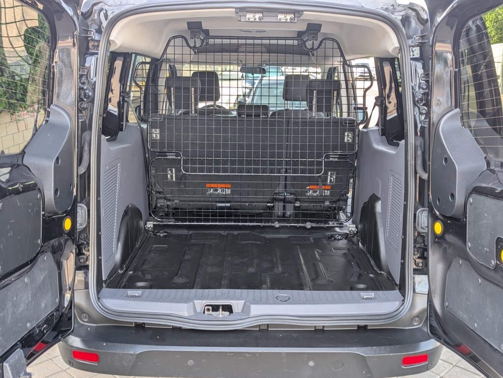 MIDCar coches ocasión Madrid Ford Transit Connect  Kombi  Titanium 1.5ecoBlue 120Cv IVA y Garantía Inc Nacional