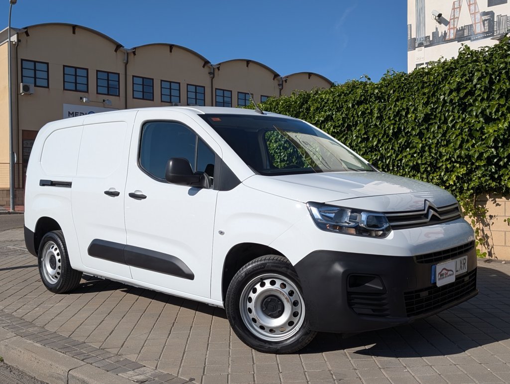 MIDCar coches ocasión Madrid Citroen Berlingo Premium Larga 1.5BlueHdi 100Cv IVA y Grantía Incl Etiqueta C XL