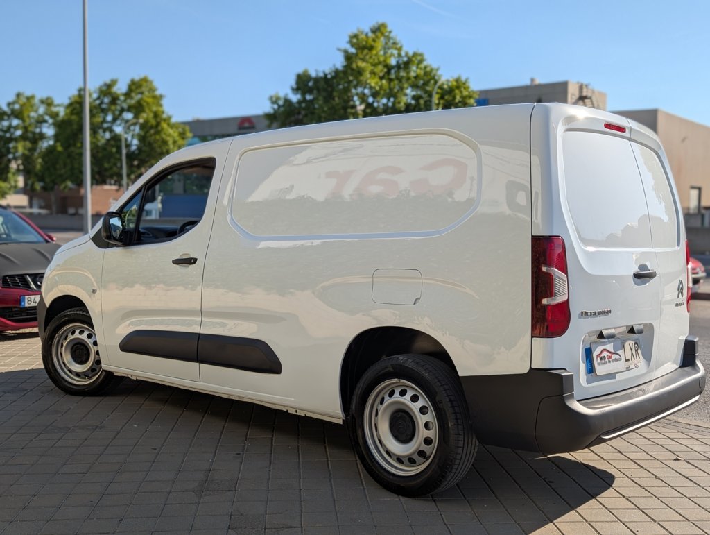MIDCar coches ocasión Madrid Citroen Berlingo Premium Larga 1.5BlueHdi 100Cv IVA y Grantía Incl Etiqueta C XL