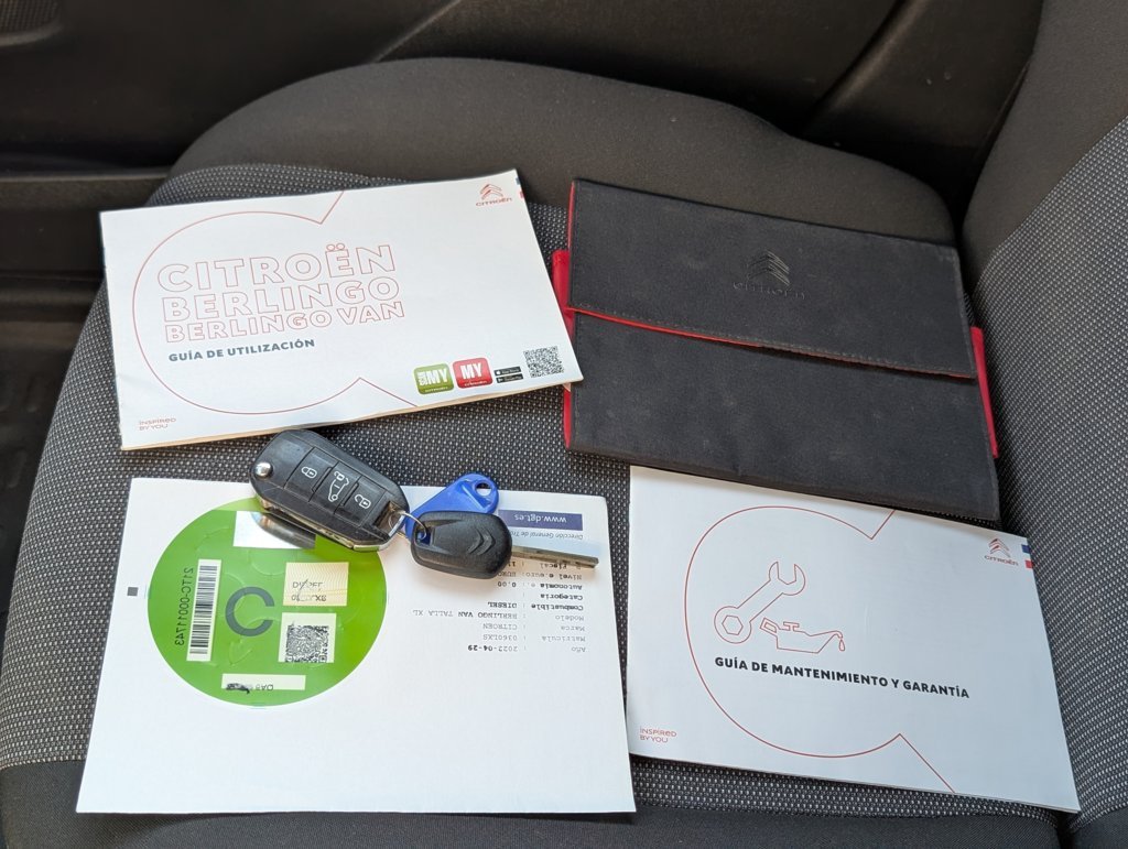 MIDCar coches ocasión Madrid Citroen Berlingo Premium Larga 1.5BlueHdi 100Cv IVA y Grantía Incl Etiqueta C XL