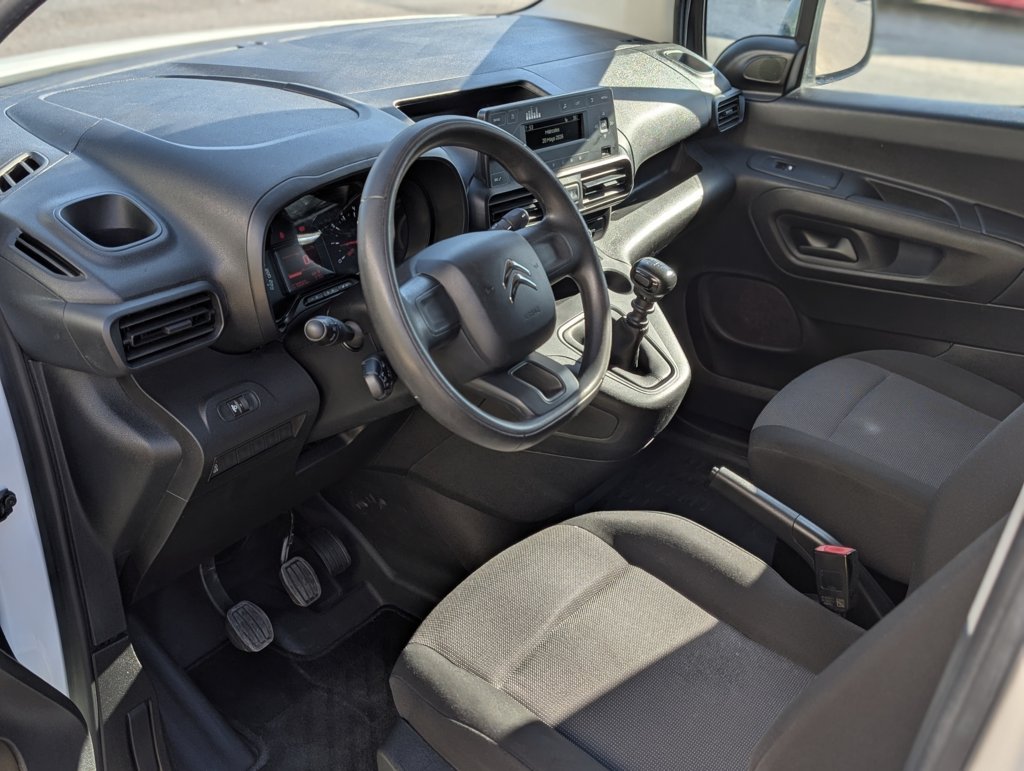 MIDCar coches ocasión Madrid Citroen Berlingo Premium Larga 1.5BlueHdi 100Cv IVA y Grantía Incl Etiqueta C XL
