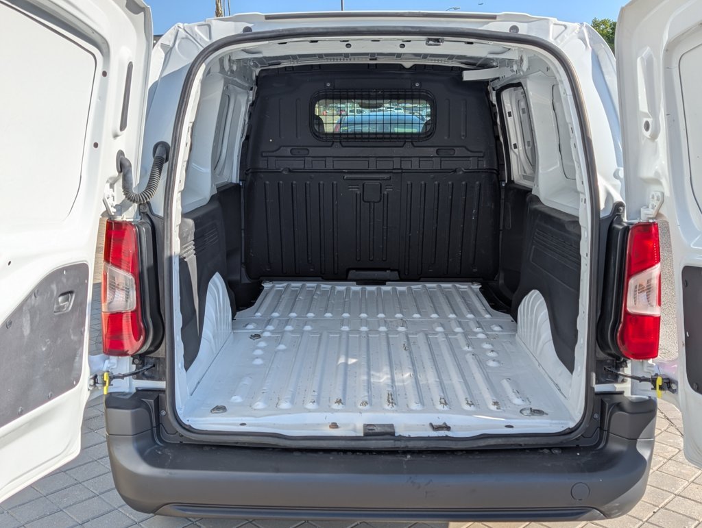 MIDCar coches ocasión Madrid Citroen Berlingo Premium Larga 1.5BlueHdi 100Cv IVA y Grantía Incl Etiqueta C XL