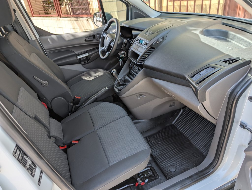 MIDCar coches ocasión Madrid Ford Transit Connect  3Plazas 1.5EcoBlueTrend 210 L2 4 Puertas 100Cv IVA y Garantía Inc Etiqueta C