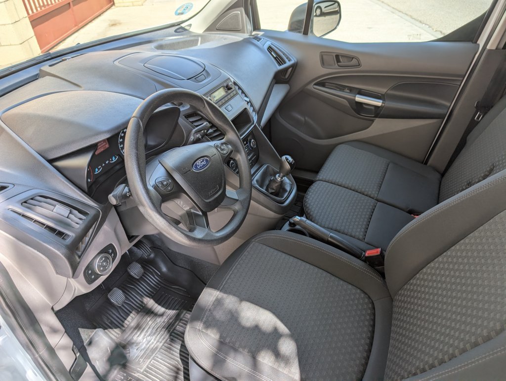 MIDCar coches ocasión Madrid Ford Transit Connect  3Plazas 1.5EcoBlueTrend 210 L2 4 Puertas 100Cv IVA y Garantía Inc Etiqueta C