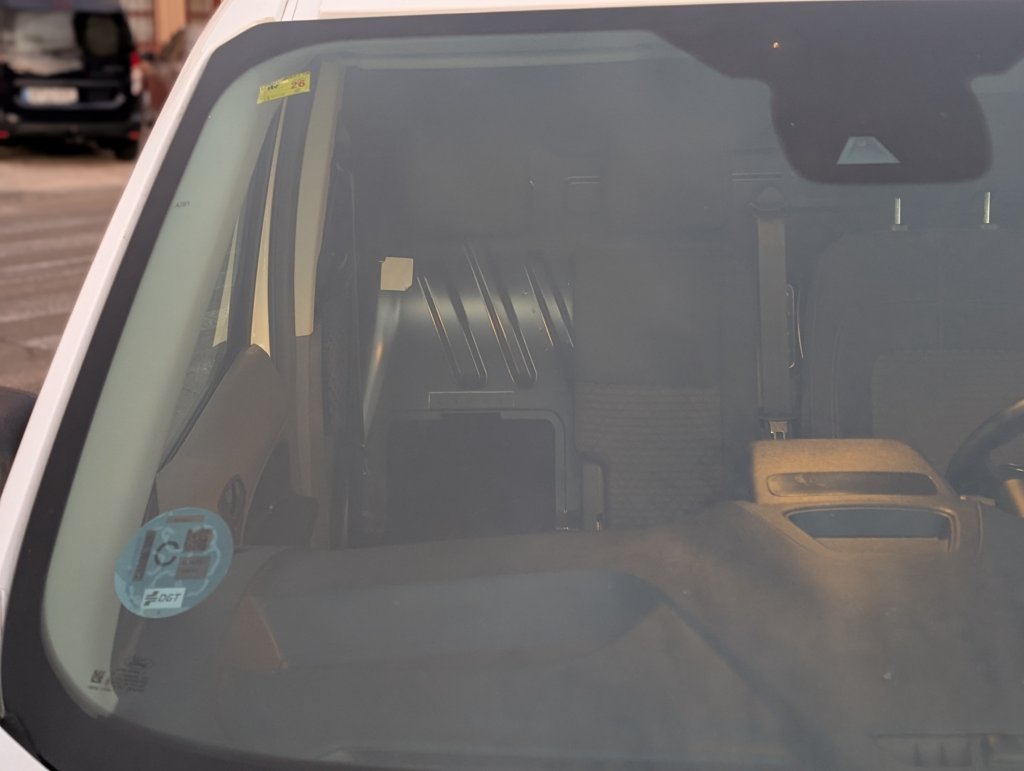 MIDCar coches ocasión Madrid Ford Transit Connect L2 210 1.5Ecoblue Trend Automatico 3 Plazas 120Cv IVA y Garantía Incl