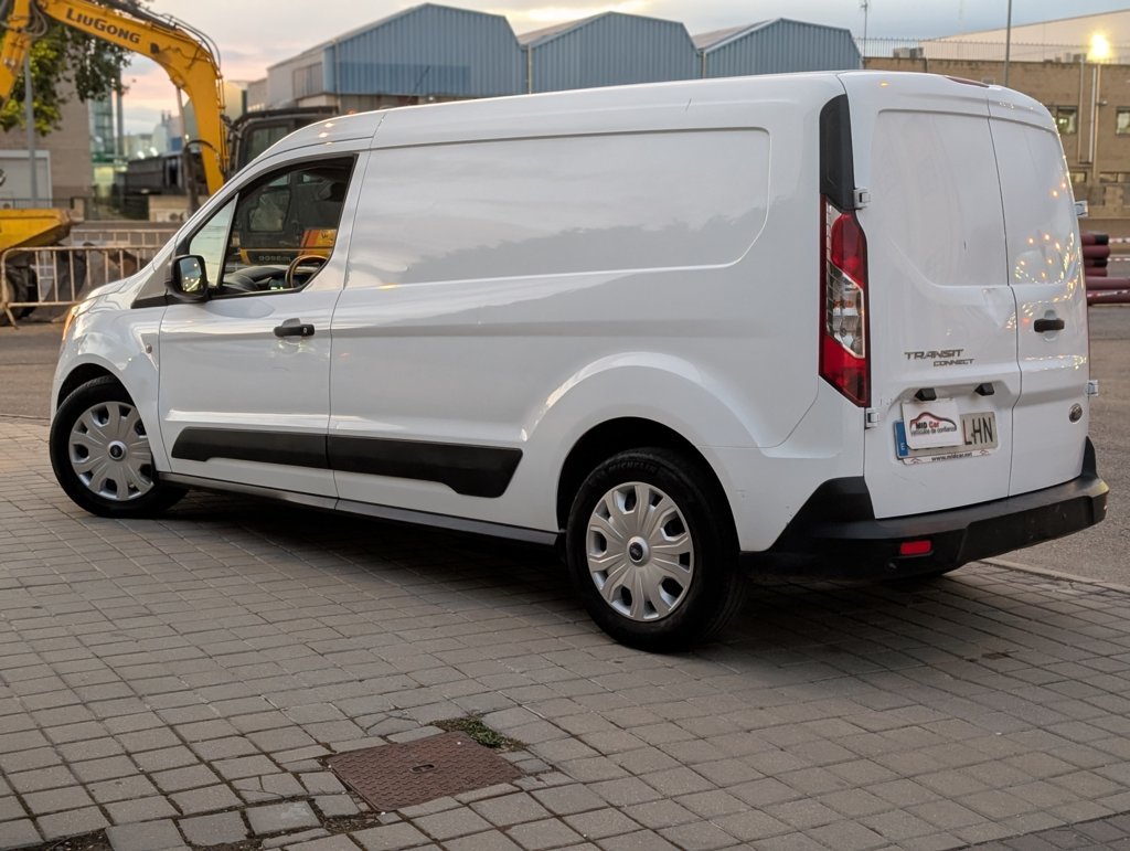 MIDCar coches ocasión Madrid Ford Transit Connect L2 210 1.5Ecoblue Trend Automatico 3 Plazas 120Cv IVA y Garantía Incl
