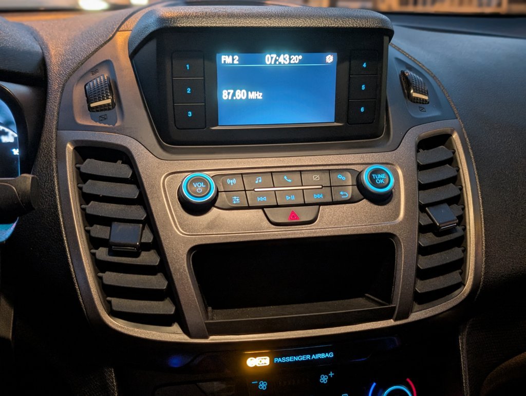 MIDCar coches ocasión Madrid Ford Transit Connect L2 210 1.5Ecoblue Trend Automatico 3 Plazas 120Cv IVA y Garantía Incl