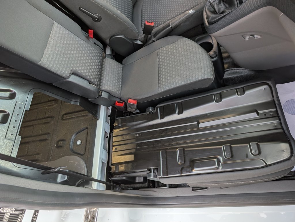 MIDCar coches ocasión Madrid Ford Transit Connect Van 1.5EcoBlue  Trend 240  S&S Trend L2, 3 Plazas, 6 Velocidades, 120Cv,