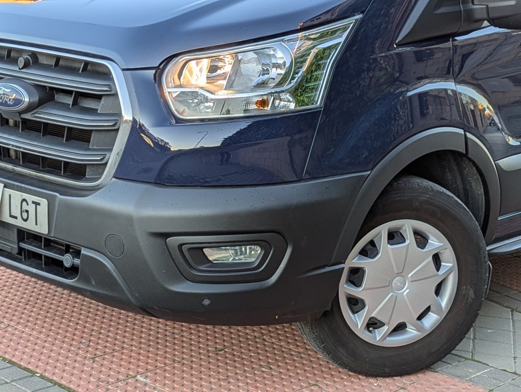 MIDCar coches ocasión Madrid Ford Transit 2.0Tdci  350 96kW L3H3 Van Trend RWD Nacional IVA y Garantía Incl Etiqueta C