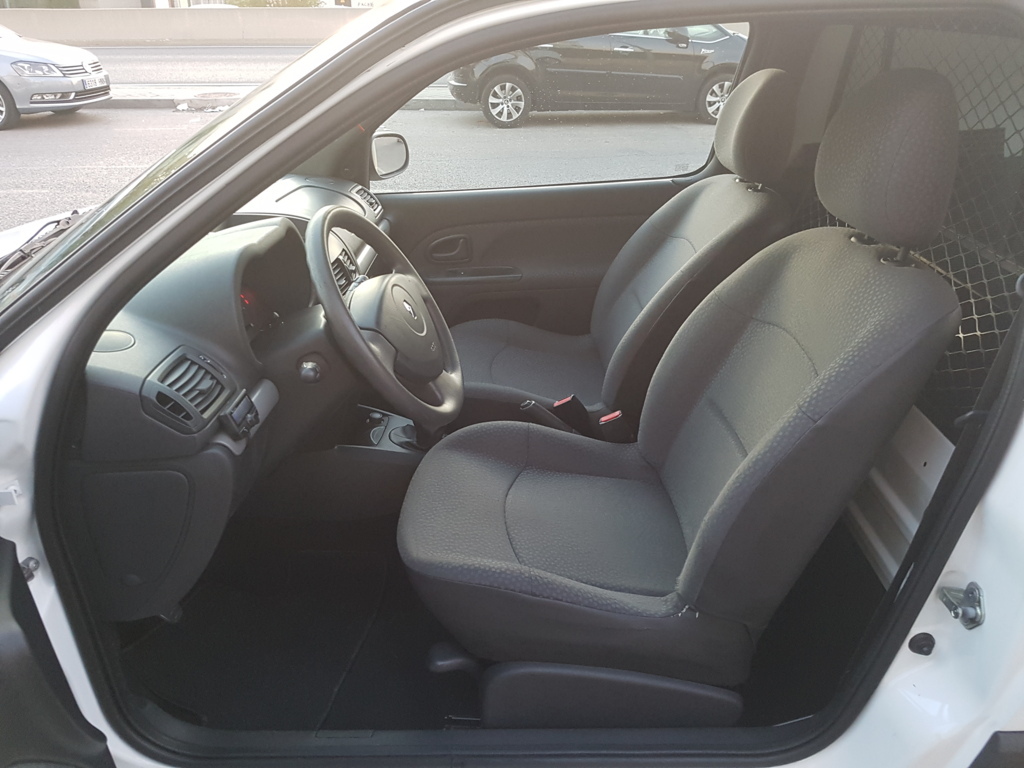Autocasión MID Car vehículos segunda mano Madrid, Torrejón de Ardoz, Renault Clio Societe 1.5dCi 65 al mejor precio