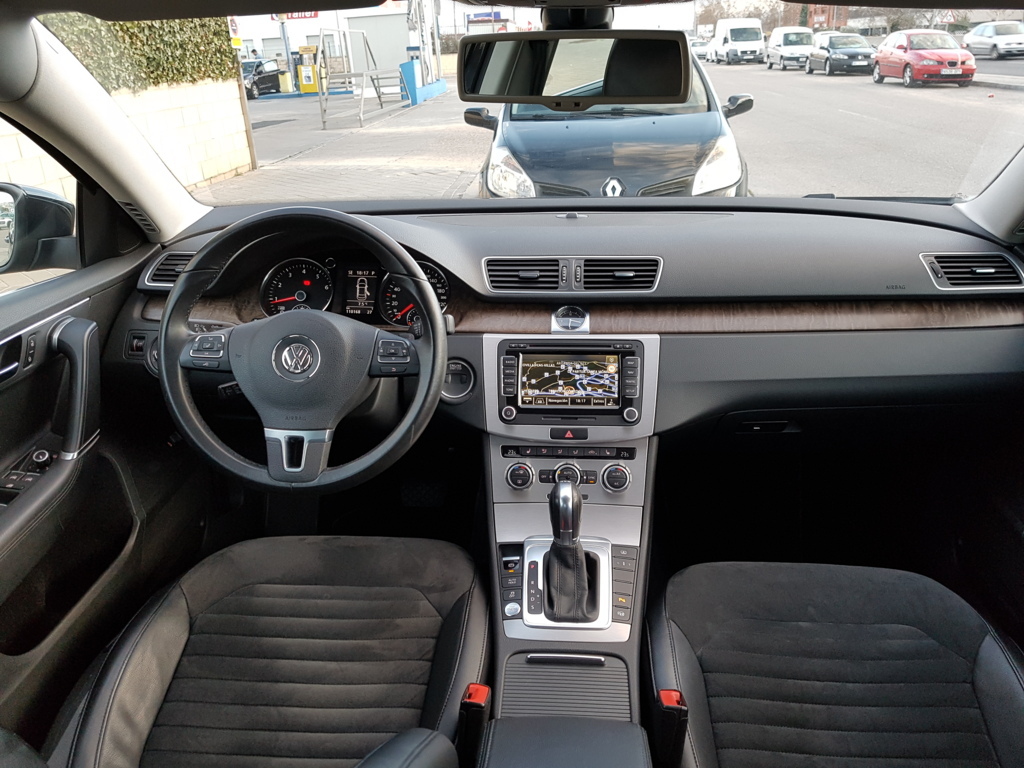 Autocasión MID Car vehículos segunda mano Madrid, Torrejón de Ardoz, Volkswagen Passat 2.0 TSI 211cv DSG Highline al mejor precio