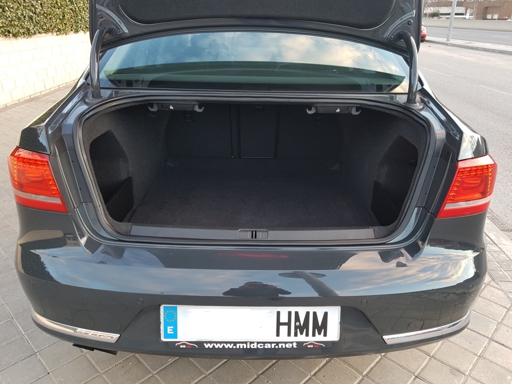 Autocasión MID Car vehículos segunda mano Madrid, Torrejón de Ardoz, Volkswagen Passat 2.0 TSI 211cv DSG Highline al mejor precio