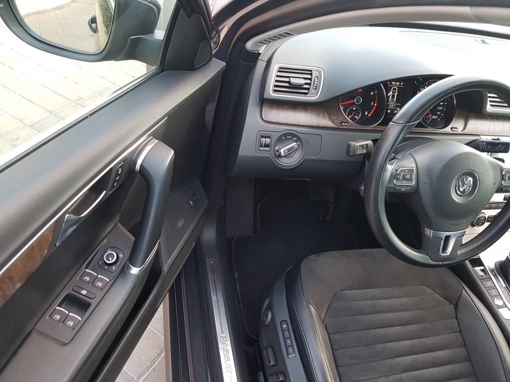 Autocasión MID Car vehículos segunda mano Madrid, Torrejón de Ardoz, Volkswagen Passat 2.0 TSI 211cv DSG Highline al mejor precio