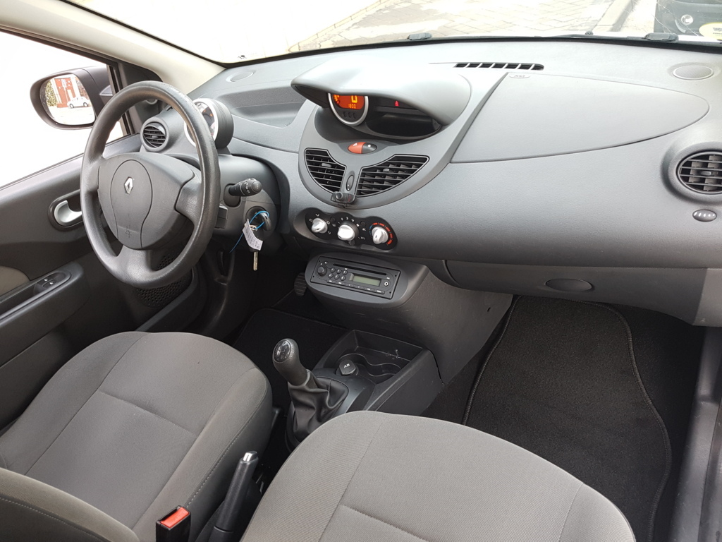 Autocasión MID Car vehículos segunda mano Madrid, Torrejón de Ardoz, Renault Twingo Societe 1.5 dCi 75 Euro5 al mejor precio
