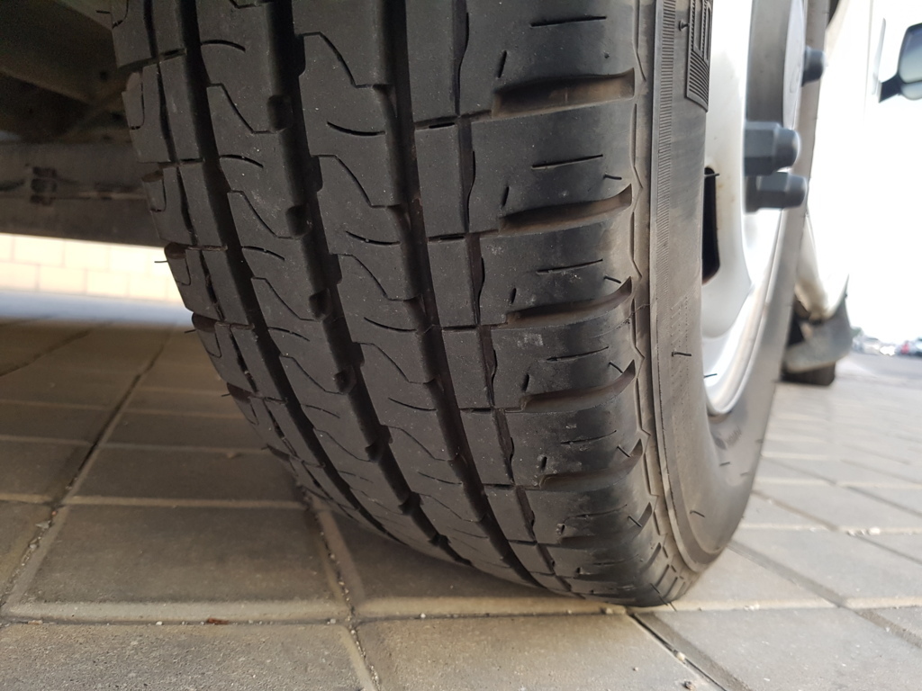 Autocasión MID Car vehículos segunda mano Madrid, Torrejón de Ardoz, Ford Transit 280 S 125CV Kombi al mejor precio