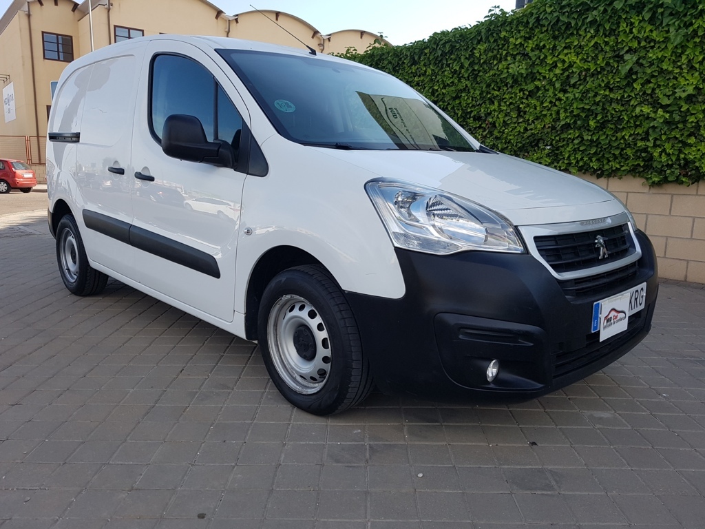 MIDCar coches ocasión Madrid Peugeot Partner L1 1.6 BlueHDI Confort 90CV
