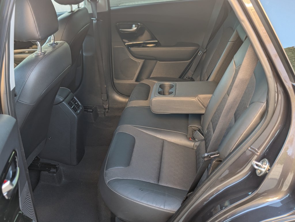 MIDCar coches ocasión Madrid KIA NIRO 1.6 GDi Híbrido 104kW (141CV)  Drive 5 Puertas