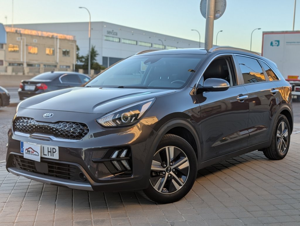 MIDCar coches ocasión Madrid KIA NIRO 1.6 GDi Híbrido 104kW (141CV)  Drive 5 Puertas