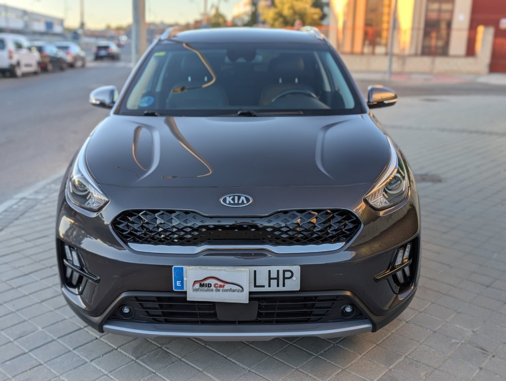 MIDCar coches ocasión Madrid KIA NIRO 1.6 GDi Híbrido 104kW (141CV)  Drive 5 Puertas