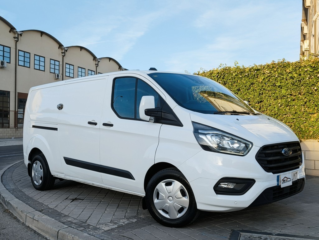 MID Car coches de ocasión Madrid Ford Custom Van 2.0 TDCI 340 L2 MHEV Trend Tracción delantera 130Cv Etiqueta medioambiental ECO IVA y Garantía Inc