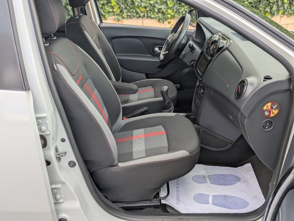 MIDCar coches ocasión Madrid Dacia Sandero Serie Limitada Xplore TCE Gasolina y GLP